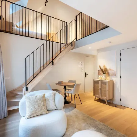 شقة Huswell - Chic Duplex With High-quality Finishes In Center *